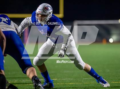 Thumbnail 2 in Bothell @ Graham-Kapowsin (WIAA 4A Quarter Final) photogallery.