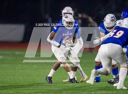 Thumbnail 3 in Bothell @ Graham-Kapowsin (WIAA 4A Quarter Final) photogallery.
