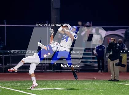 Thumbnail 1 in Bothell @ Graham-Kapowsin (WIAA 4A Quarter Final) photogallery.