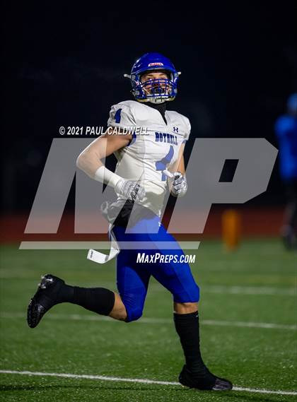 Thumbnail 2 in Bothell @ Graham-Kapowsin (WIAA 4A Quarter Final) photogallery.