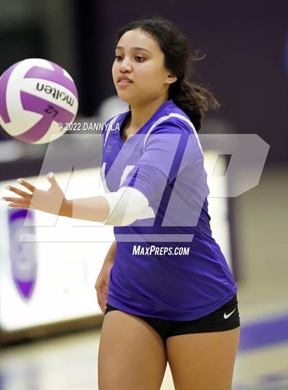 Thumbnail 2 in Washington-Liberty @ Chantilly photogallery.