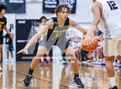 Thumbnail 3 in St. Louis vs Montverde Academy (Iolani Classic Honolulu - Day 1) photogallery.