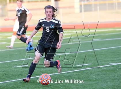 Thumbnail 1 in Hamilton vs. Highland (AIA D1 Semifinal)  photogallery.