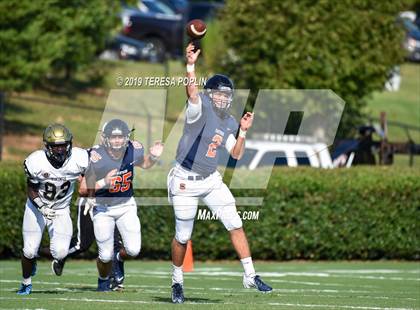 Thumbnail 3 in Spartanburg vs Chapman (The Greer Gridiron Classic) photogallery.