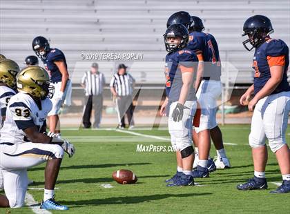 Thumbnail 3 in Spartanburg vs Chapman (The Greer Gridiron Classic) photogallery.