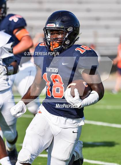 Thumbnail 1 in Spartanburg vs Chapman (The Greer Gridiron Classic) photogallery.
