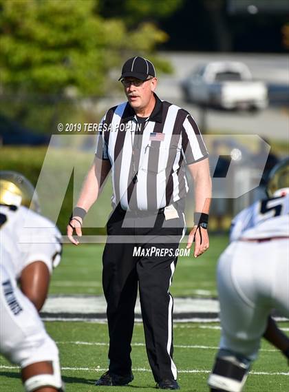 Thumbnail 3 in Spartanburg vs Chapman (The Greer Gridiron Classic) photogallery.