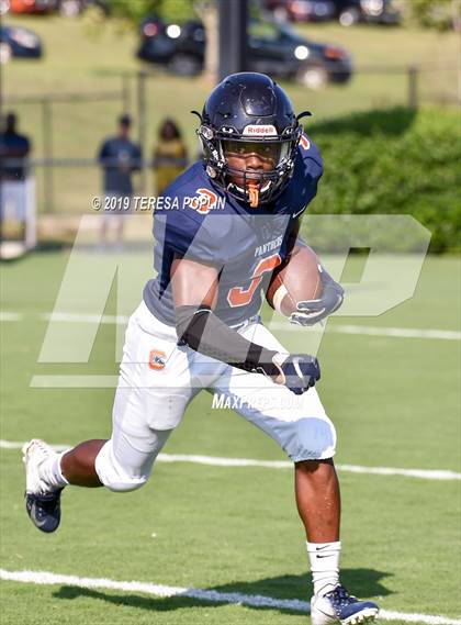 Thumbnail 1 in Spartanburg vs Chapman (The Greer Gridiron Classic) photogallery.