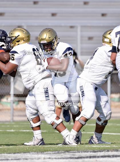 Thumbnail 1 in Spartanburg vs Chapman (The Greer Gridiron Classic) photogallery.