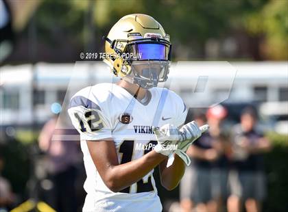 Thumbnail 2 in Spartanburg vs Chapman (The Greer Gridiron Classic) photogallery.
