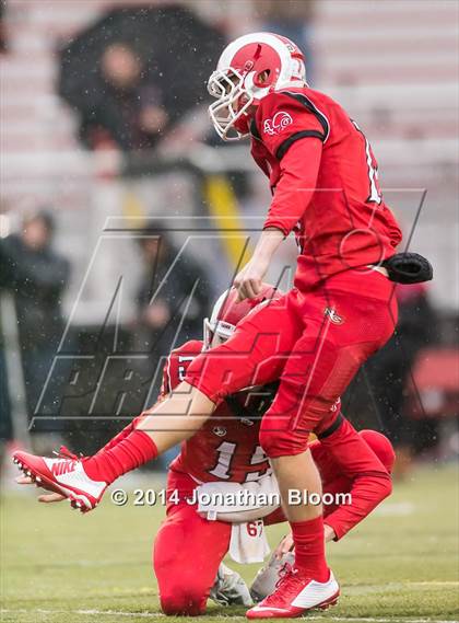 Thumbnail 1 in Wethersfield @ New Canaan (CIAC Class L-Large Semifinal) photogallery.