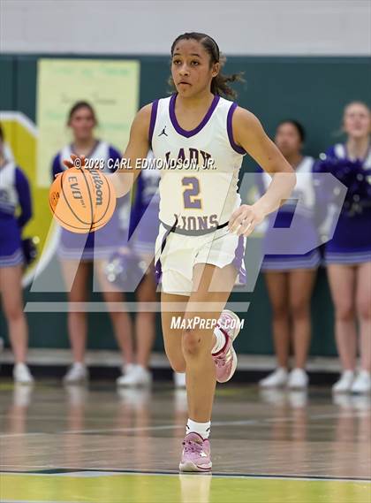 Thumbnail 3 in Columbia Central vs. Brentwood (TSSAA Region 6-4A Semifinal) photogallery.