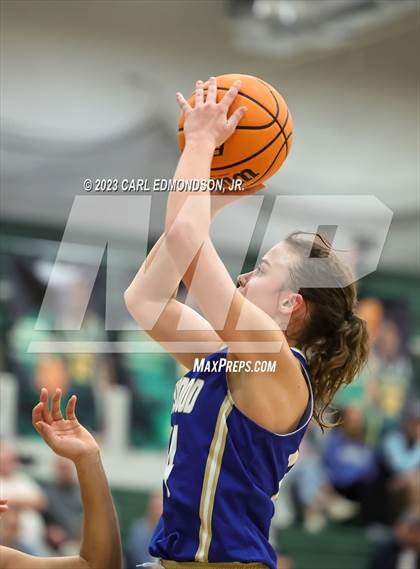 Thumbnail 1 in Columbia Central vs. Brentwood (TSSAA Region 6-4A Semifinal) photogallery.