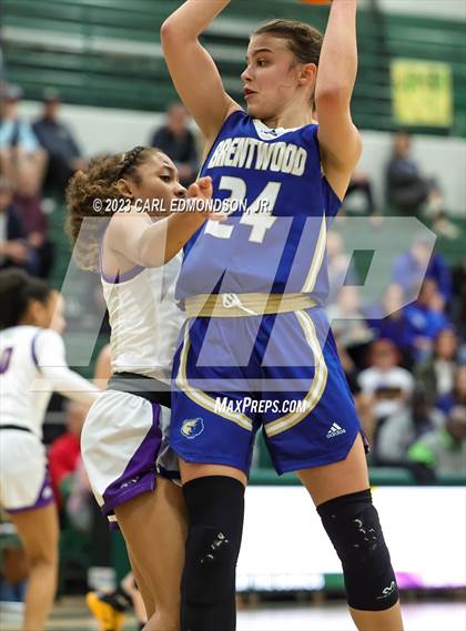 Thumbnail 1 in Columbia Central vs. Brentwood (TSSAA Region 6-4A Semifinal) photogallery.