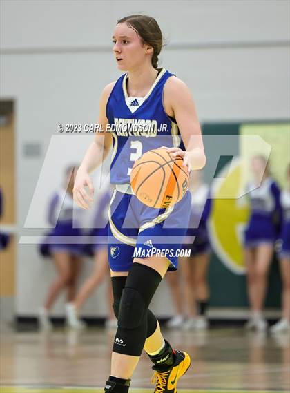 Thumbnail 2 in Columbia Central vs. Brentwood (TSSAA Region 6-4A Semifinal) photogallery.