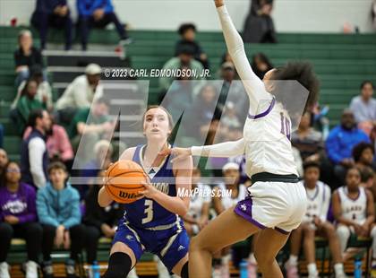 Thumbnail 2 in Columbia Central vs. Brentwood (TSSAA Region 6-4A Semifinal) photogallery.