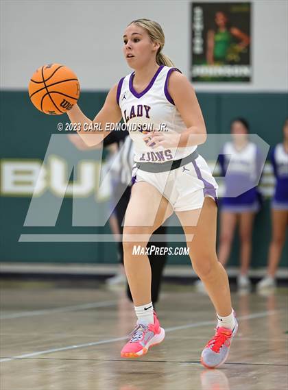 Thumbnail 1 in Columbia Central vs. Brentwood (TSSAA Region 6-4A Semifinal) photogallery.