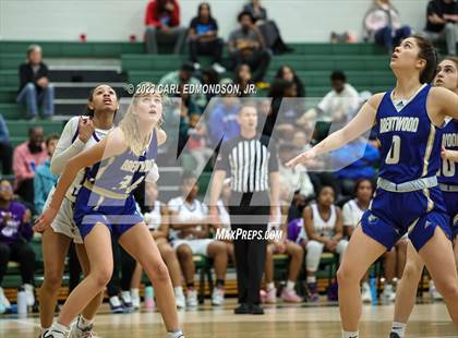 Thumbnail 3 in Columbia Central vs. Brentwood (TSSAA Region 6-4A Semifinal) photogallery.
