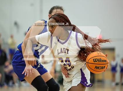 Thumbnail 1 in Columbia Central vs. Brentwood (TSSAA Region 6-4A Semifinal) photogallery.