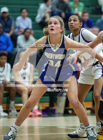 Thumbnail 2 in Columbia Central vs. Brentwood (TSSAA Region 6-4A Semifinal) photogallery.