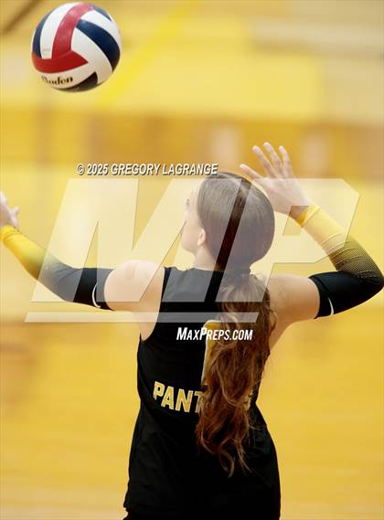 Thumbnail 3 in Richland vs Fossil Ridge photogallery.