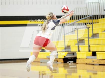 Thumbnail 1 in Richland vs Fossil Ridge photogallery.
