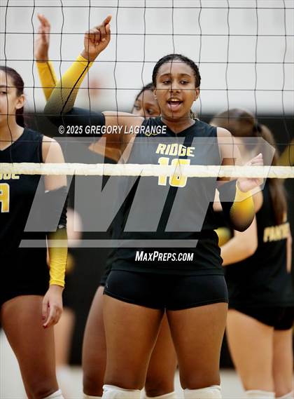 Thumbnail 2 in Richland vs Fossil Ridge photogallery.