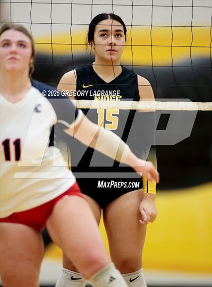 Thumbnail 1 in Richland vs Fossil Ridge photogallery.