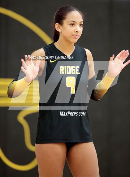 Thumbnail 2 in Richland vs Fossil Ridge photogallery.