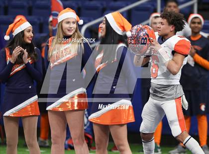 Thumbnail 1 in Westlake vs Brandeis (UIL 6A Quarterfinal Playoff) photogallery.