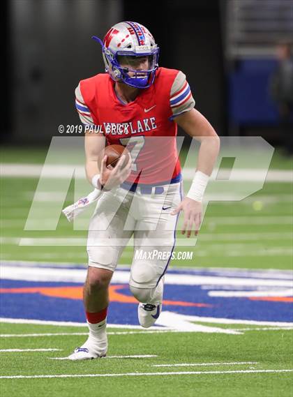 Thumbnail 1 in Westlake vs Brandeis (UIL 6A Quarterfinal Playoff) photogallery.