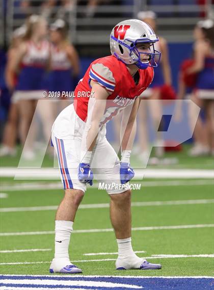 Thumbnail 1 in Westlake vs Brandeis (UIL 6A Quarterfinal Playoff) photogallery.