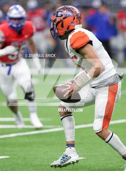 Thumbnail 2 in Westlake vs Brandeis (UIL 6A Quarterfinal Playoff) photogallery.