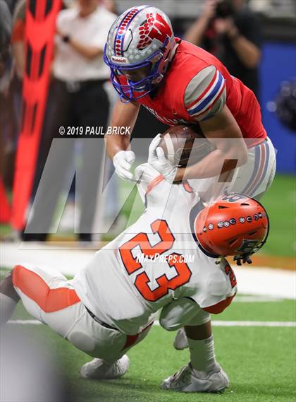 Thumbnail 3 in Westlake vs Brandeis (UIL 6A Quarterfinal Playoff) photogallery.