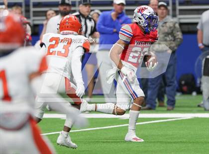 Thumbnail 3 in Westlake vs Brandeis (UIL 6A Quarterfinal Playoff) photogallery.