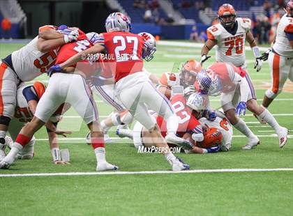 Thumbnail 3 in Westlake vs Brandeis (UIL 6A Quarterfinal Playoff) photogallery.