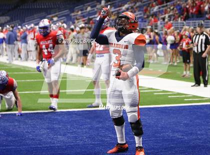 Thumbnail 2 in Westlake vs Brandeis (UIL 6A Quarterfinal Playoff) photogallery.
