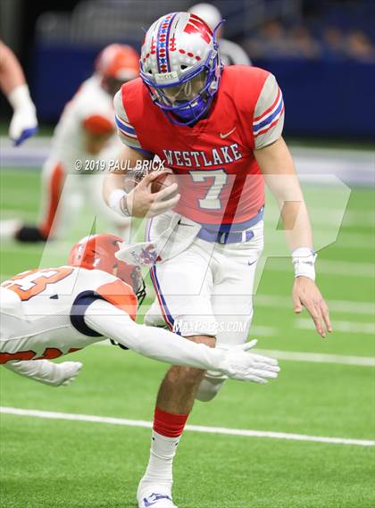 Thumbnail 3 in Westlake vs Brandeis (UIL 6A Quarterfinal Playoff) photogallery.
