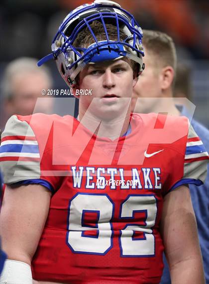 Thumbnail 3 in Westlake vs Brandeis (UIL 6A Quarterfinal Playoff) photogallery.