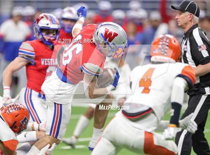 Thumbnail 2 in Westlake vs Brandeis (UIL 6A Quarterfinal Playoff) photogallery.