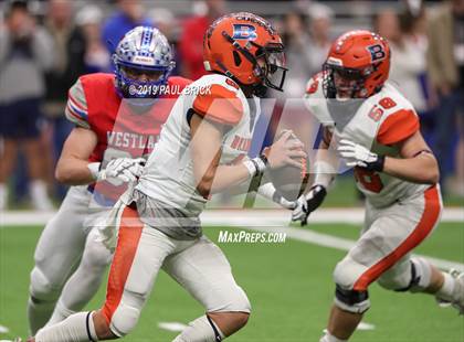 Thumbnail 1 in Westlake vs Brandeis (UIL 6A Quarterfinal Playoff) photogallery.