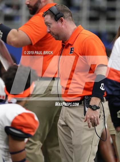 Thumbnail 3 in Westlake vs Brandeis (UIL 6A Quarterfinal Playoff) photogallery.