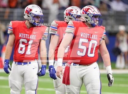 Thumbnail 3 in Westlake vs Brandeis (UIL 6A Quarterfinal Playoff) photogallery.