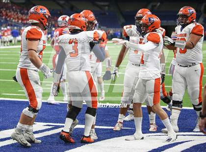 Thumbnail 2 in Westlake vs Brandeis (UIL 6A Quarterfinal Playoff) photogallery.