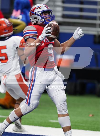 Thumbnail 1 in Westlake vs Brandeis (UIL 6A Quarterfinal Playoff) photogallery.