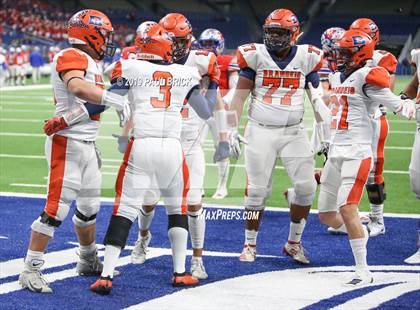 Thumbnail 1 in Westlake vs Brandeis (UIL 6A Quarterfinal Playoff) photogallery.