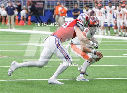 Thumbnail 1 in Westlake vs Brandeis (UIL 6A Quarterfinal Playoff) photogallery.