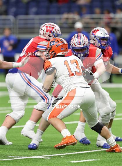 Thumbnail 2 in Westlake vs Brandeis (UIL 6A Quarterfinal Playoff) photogallery.