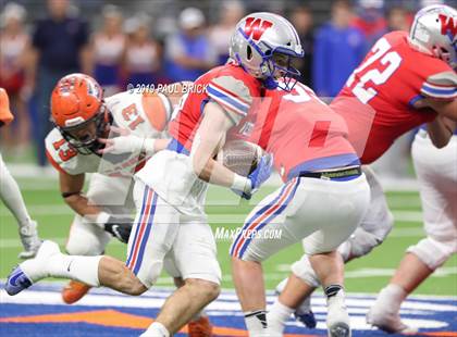 Thumbnail 3 in Westlake vs Brandeis (UIL 6A Quarterfinal Playoff) photogallery.