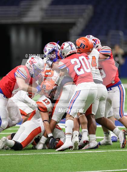 Thumbnail 2 in Westlake vs Brandeis (UIL 6A Quarterfinal Playoff) photogallery.